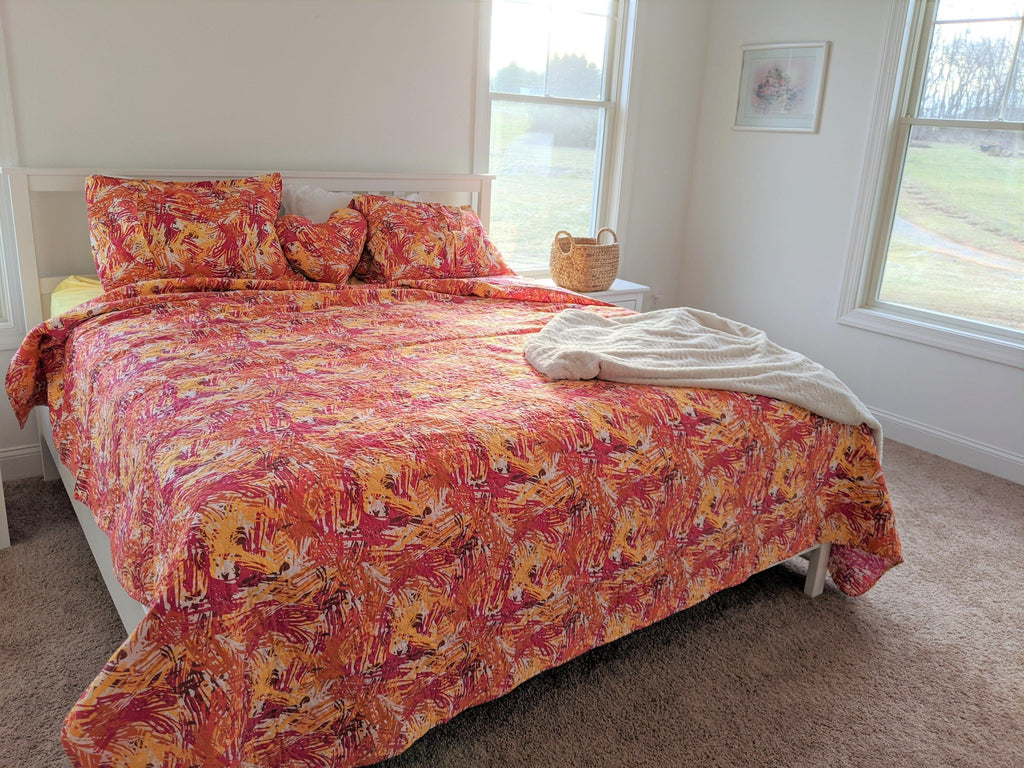 DaDa Bedding Lovely Pop of Colors Reversible Quilted Bedspread Set