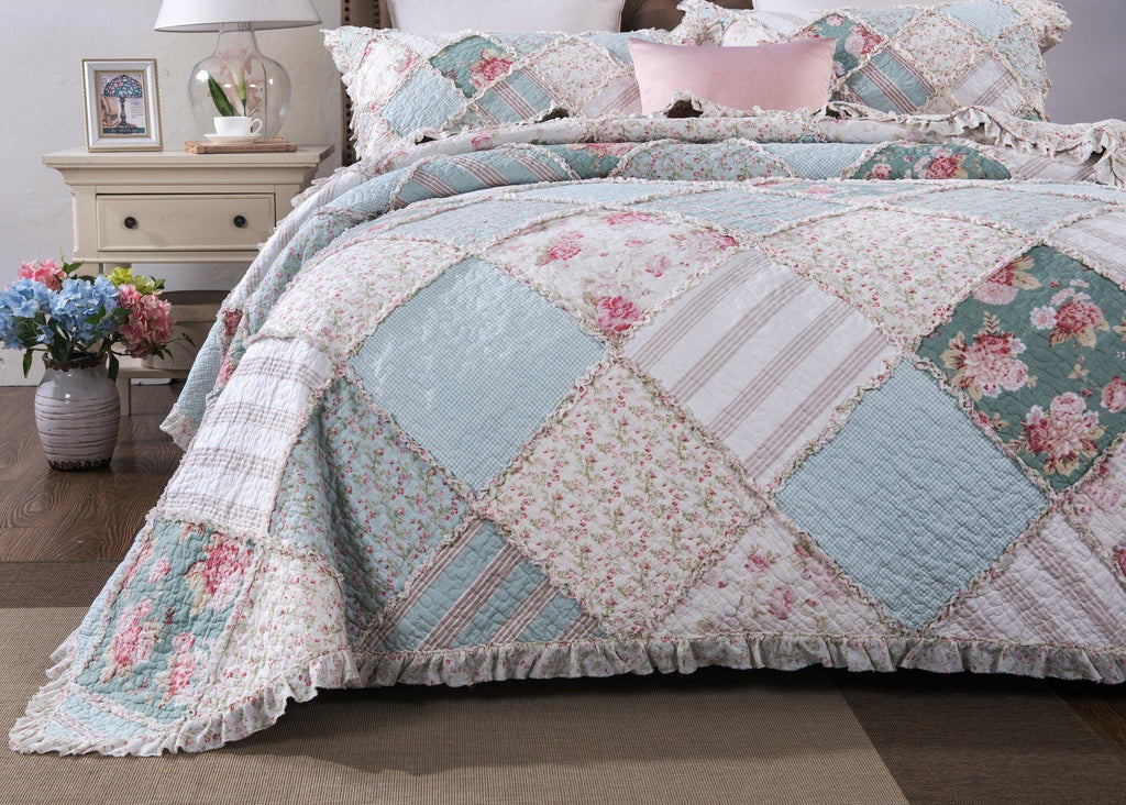 DaDa Bedding Hint of Mint Pastel Patchwork Quilt Set