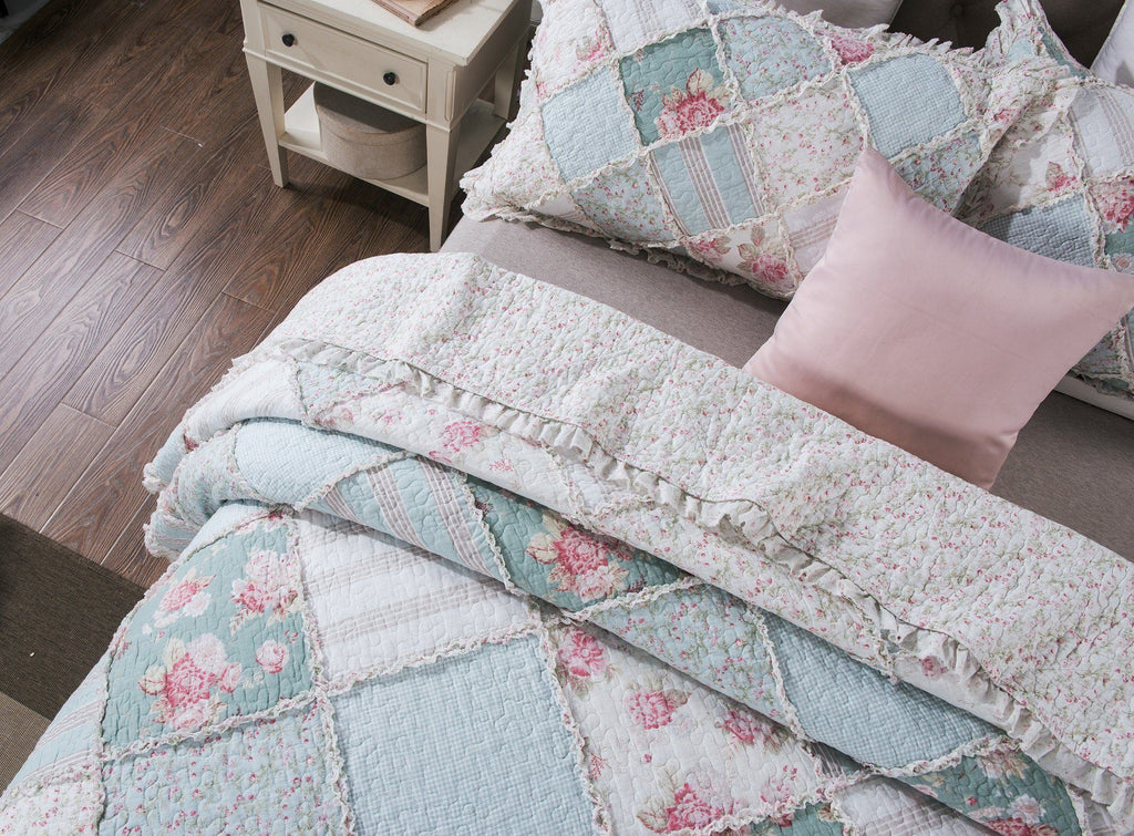 DaDa Bedding Hint of Mint Pastel Patchwork Quilt Set