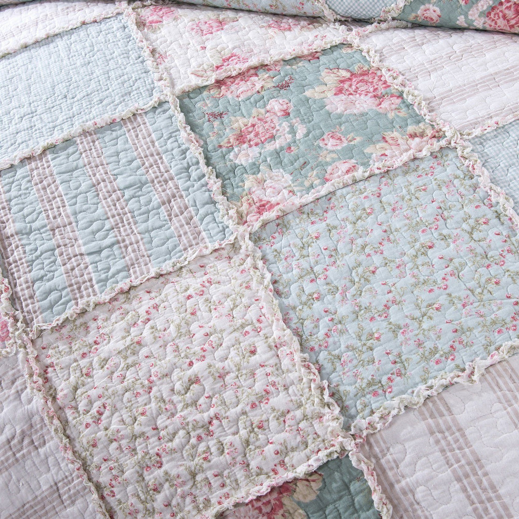 DaDa Bedding Hint of Mint Pastel Patchwork Quilt Set